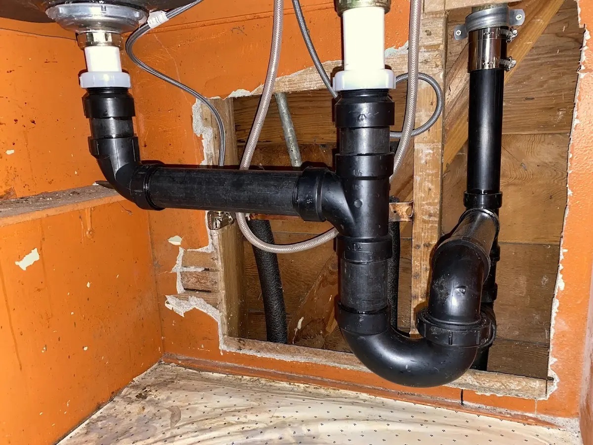 Professional Pipe Bursting equipment and tools on the job in Ashburnham